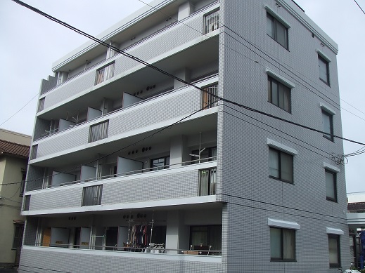 �L���s���搼������̒��݃}���V����