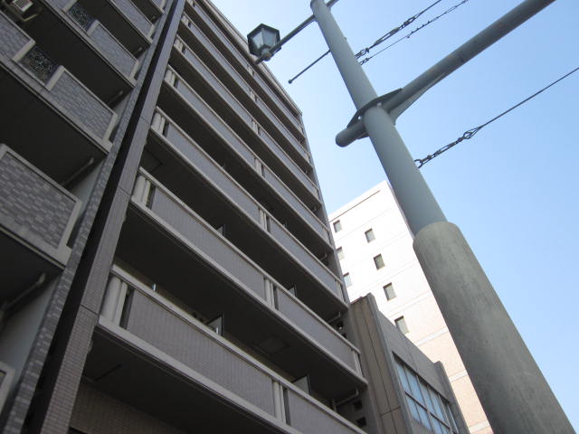 �L���s����M�������̒��݃}���V����