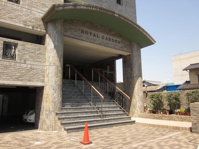 �L���s���敟����2���ڂ̒��݃}���V����