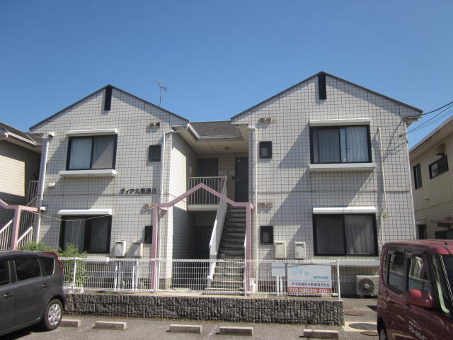 �L���s������擌��2���ڂ̒��݃A�p�[�g�E�R�[�|