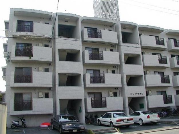 �L���s���������1���ڂ̒��݃}���V����