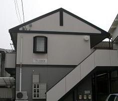 �L���s����M����4���ڂ̒��݃A�p�[�g�E�R�[�|