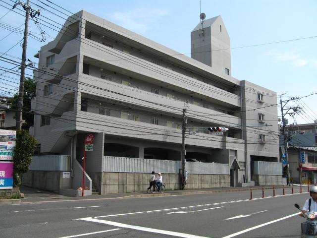 �L���s���拍�c�V��4���ڂ̒��݃}���V����