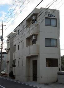 �L���s�������_��2���ڂ̒��݃}���V����