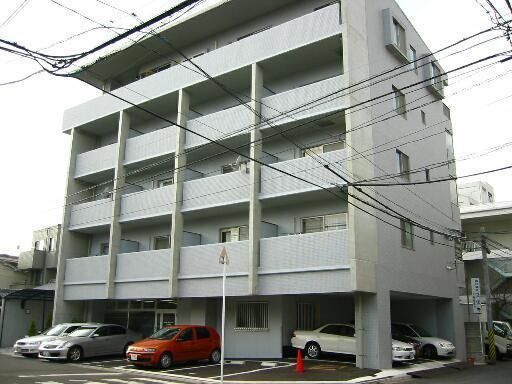 �L���s����L���k���̒��݃}���V����