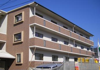 �L�������|�S�{�����{��3���ڂ̒��݃}���V����