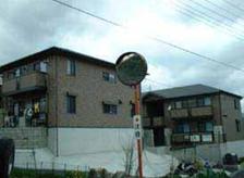 �L���s������攺��8���ڂ̒��݃A�p�[�g�E�R�[�|