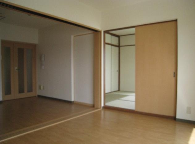 �L���s���撷��3���ڂ̒��݃}���V����