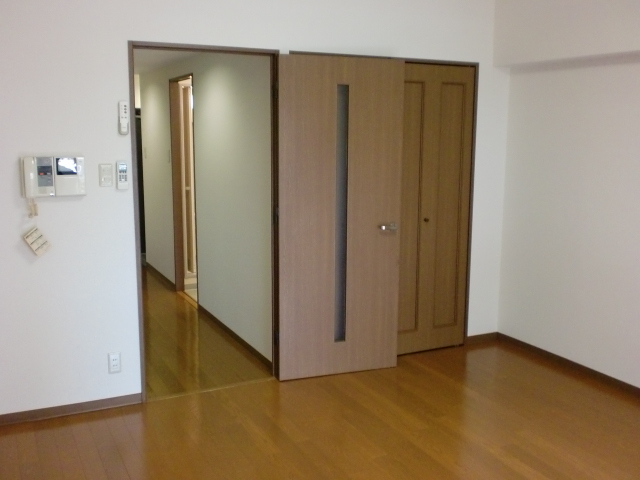 �L���s���敟����2���ڂ̒��݃}���V����