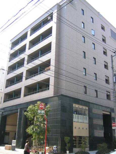 �L���s����S�C���̒��݃}���V����