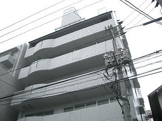 �L���s���擌�������̒��݃}���V����