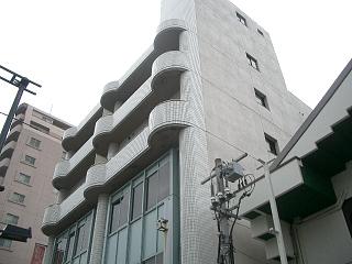 �L���s���搼�����̒��݃}���V����