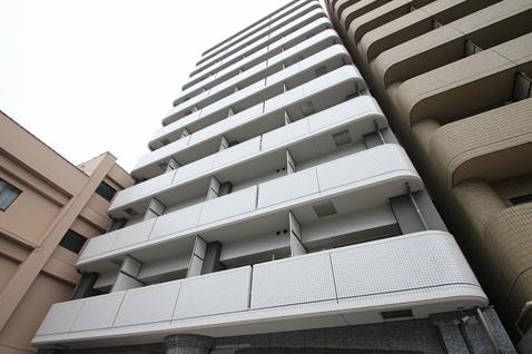 �L���s���搼�����̒��݃}���V����