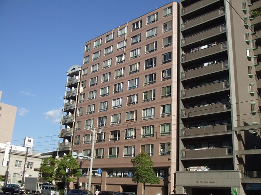 �L���s����M�������̒��݃}���V����