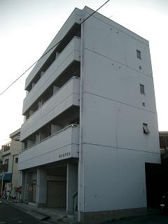 �L���s���拍�c�V��3���ڂ̒��݃}���V����