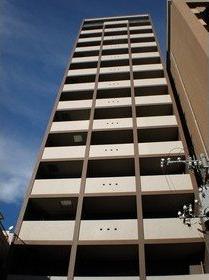 �L���s������̒��݃}���V����