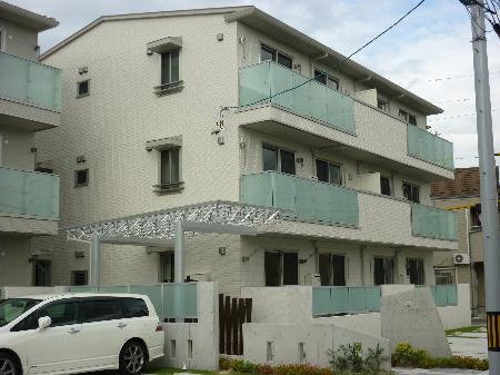 �L���s����g����1���ڂ̒��݃A�p�[�g�E�R�[�|