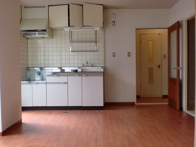 �L���s���撆�L��2���ڂ̒��݃}���V����