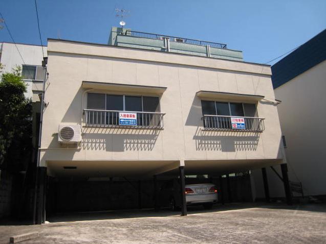 �L���s���擌�ω����̒��݃A�p�[�g�E�R�[�|