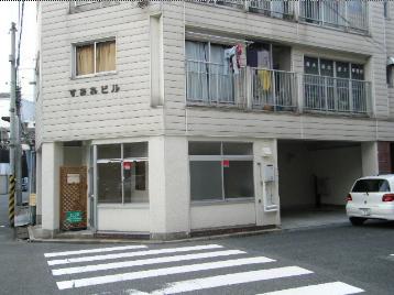 �L���s����������̒��݃}���V����