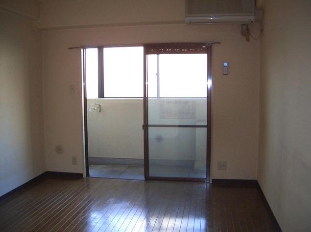 �L���s��擌�_�{��3���ڂ̒��݃}���V����