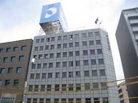 �L���s����M�������̒��݃}���V����