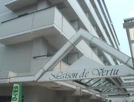 �L���s����B2���ڂ̒��݃}���V����