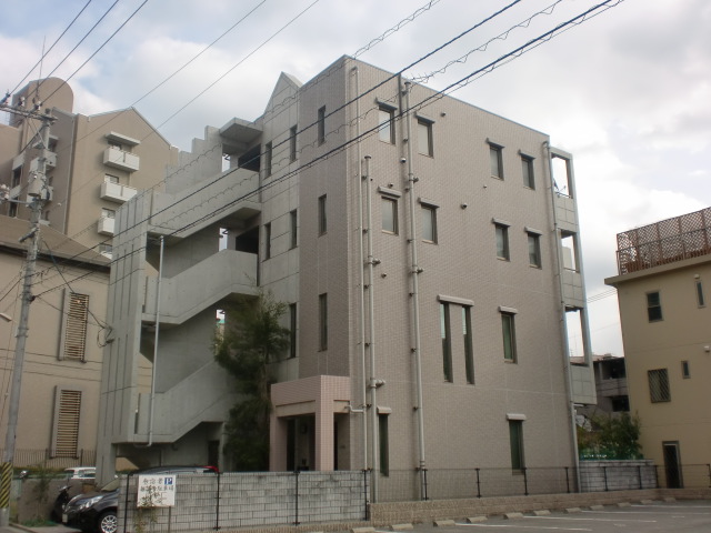 �L���s���i��4���ڂ̒��݃}���V����