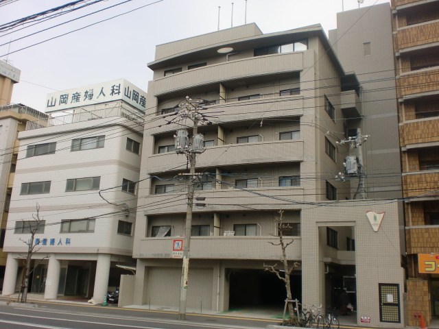 �L���s����H�ߒ��̒��݃}���V����