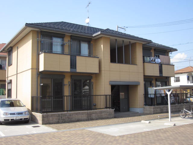 �L���s������擌��2���ڂ̒��݃A�p�[�g�E�R�[�|