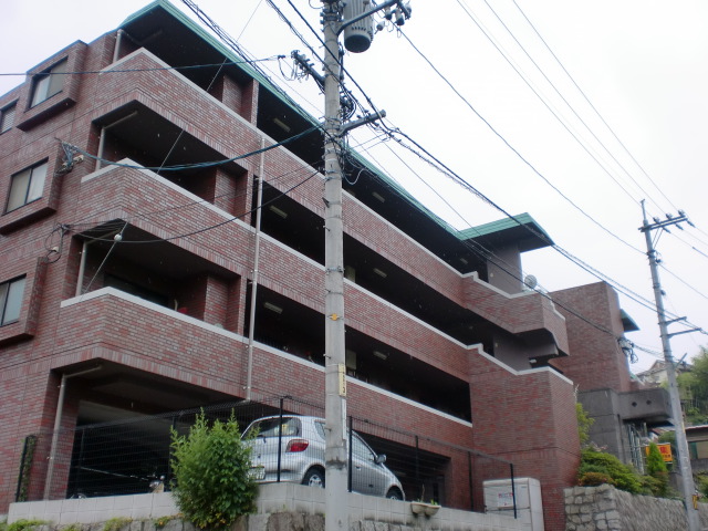 �L���s����Ȕ��2���ڂ̒��݃}���V����