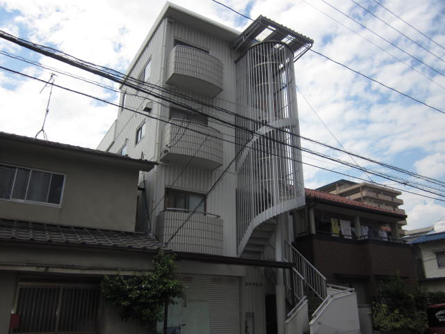 �L���s���揬�͓���2���ڂ̒��݃A�p�[�g�E�R�[�|