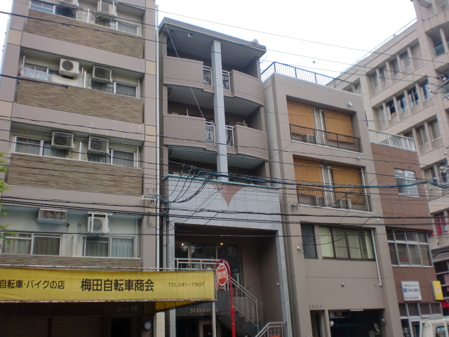 �L���s����x�m�����̒��݃}���V����