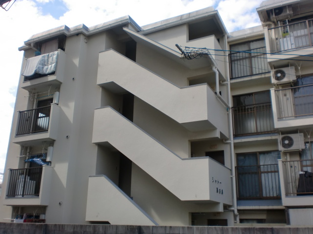 �L���s���搼�����̒��݃}���V����