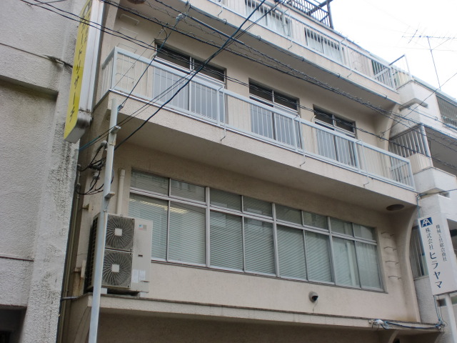 �L���s����\���s��2���ڂ̒��݃}���V����