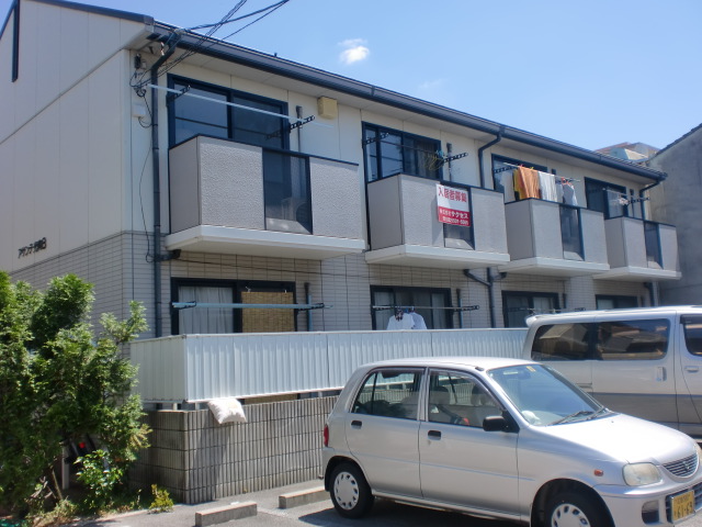 �L���s�������2���ڂ̒��݃A�p�[�g�E�R�[�|