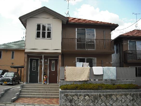 �L���s������捂���3���ڂ̒��݃A�p�[�g�E�R�[�|