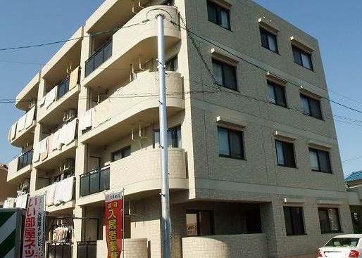 �L�������|�S�{�����{�̒�2���ڂ̒��݃}���V����