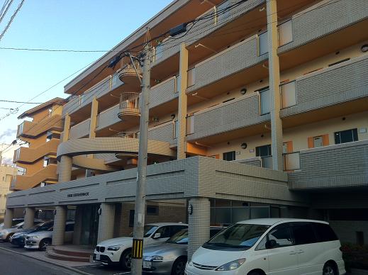 �L���s���拍�c�{��1���ڂ̒��݃}���V����