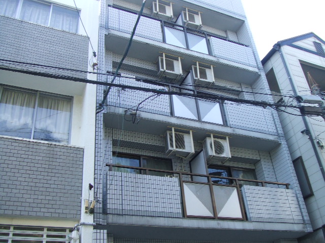 �L���s����M�������̒��݃}���V����