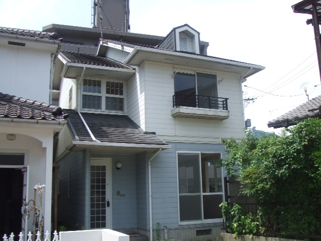 �L���s���������4���ڂ̒��݌ˌ���