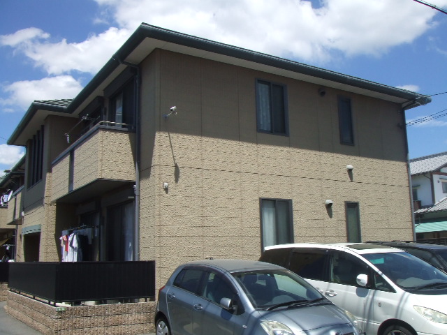 �L���s����]�g�{���̒��݃A�p�[�g�E�R�[�|