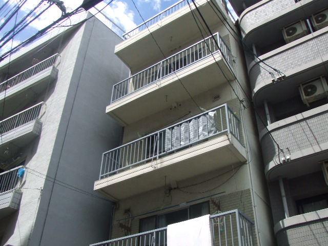 �L���s����V�����̒��݃}���V����