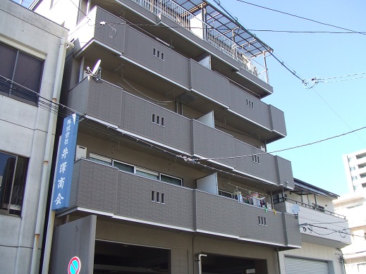 �L���s����M���K���̒��݃}���V����