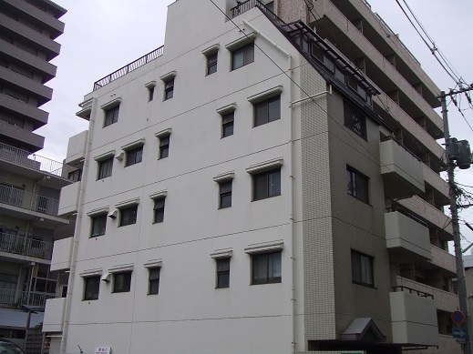 �L���s����|���̒��݃}���V����