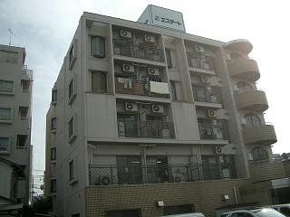 �L���s�����V�����̒��݃}���V����