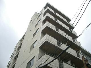 �L���s����L���k���̒��݃}���V����